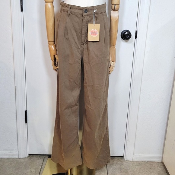 Reformation Montauk Pants NWT Size 26 High Rise Pleated Wide Leg Brown Twill - Picture 2 of 9